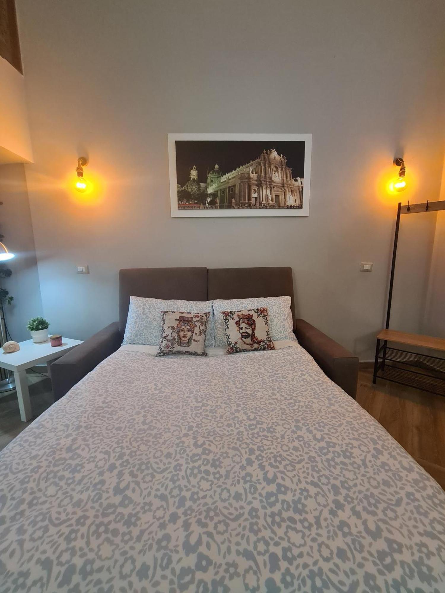 La Casa Di Rocco Apartment Catania Luaran gambar